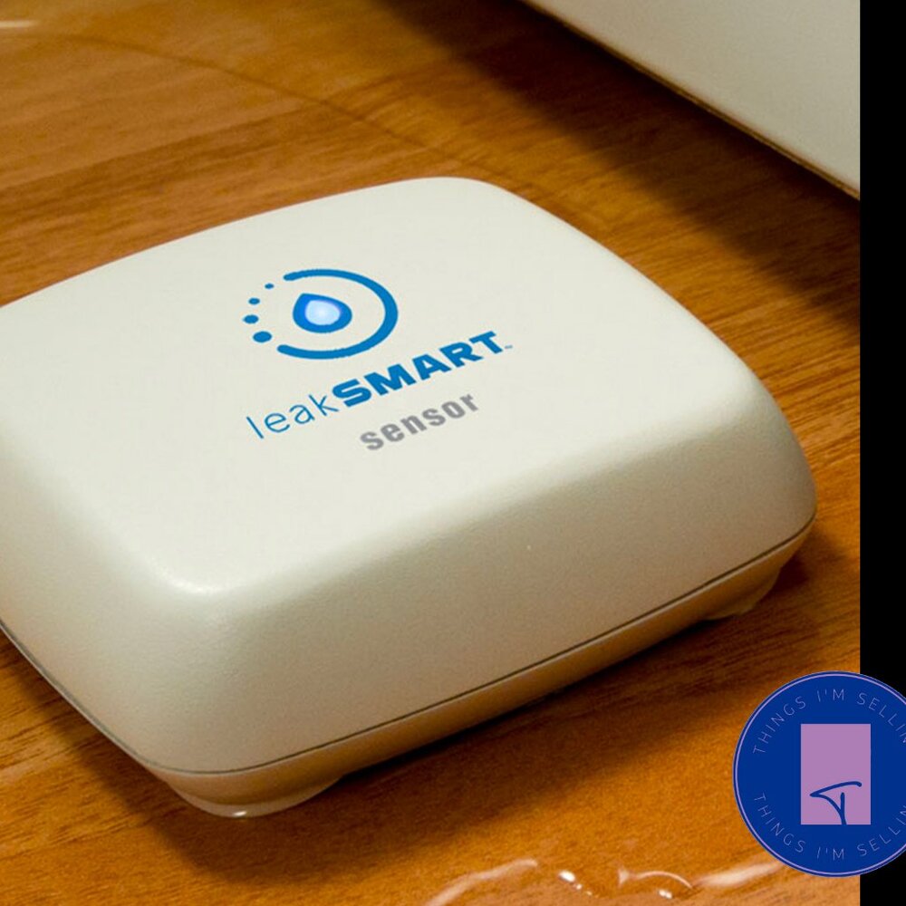 leakSMART™ WATER LEAK DETECTION & TEMPERATURE MONITORING SENSOR